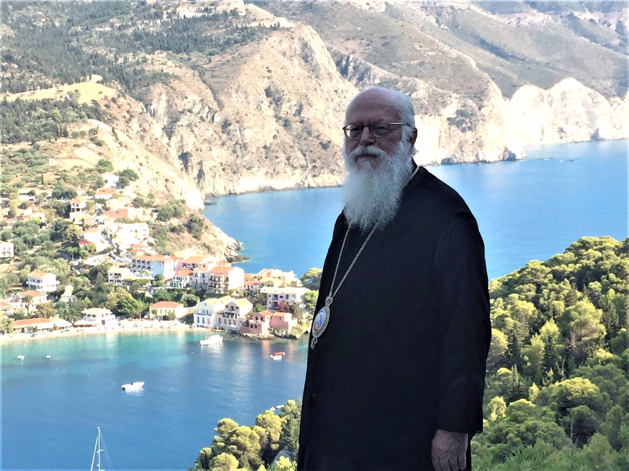 Ο Αρχιεπίσκοπος Αλβανίας Αναστάσιος μεταφέρεται εκτάκτως στην Αθήνα για νοσηλεία