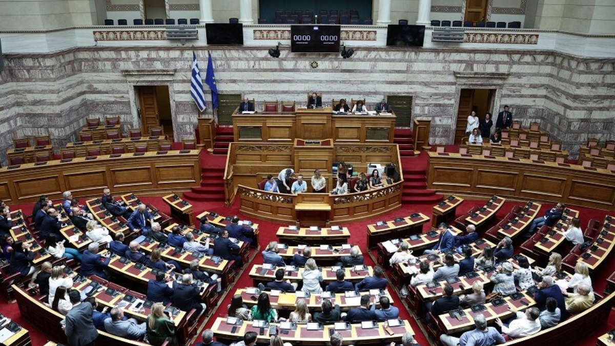 «Πρόσωπα με κύρος και εκτός κεντροαριστεράς», λέει ο Π. Μαρινάκης για ΠτΔ – Κόντρα ΠΑΣΟΚ – ΣΥΡΙΖΑ