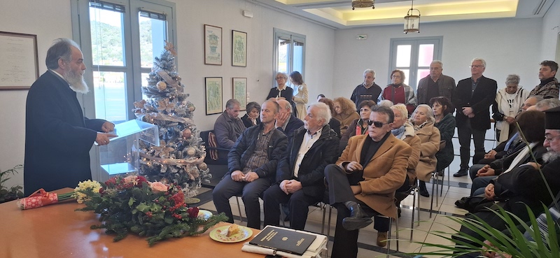 Πρωτοχρονιά στην Ιθάκη: Δοξολογία, Βασιλόπιτα και ευχές για το 2025 [εικόνες]
