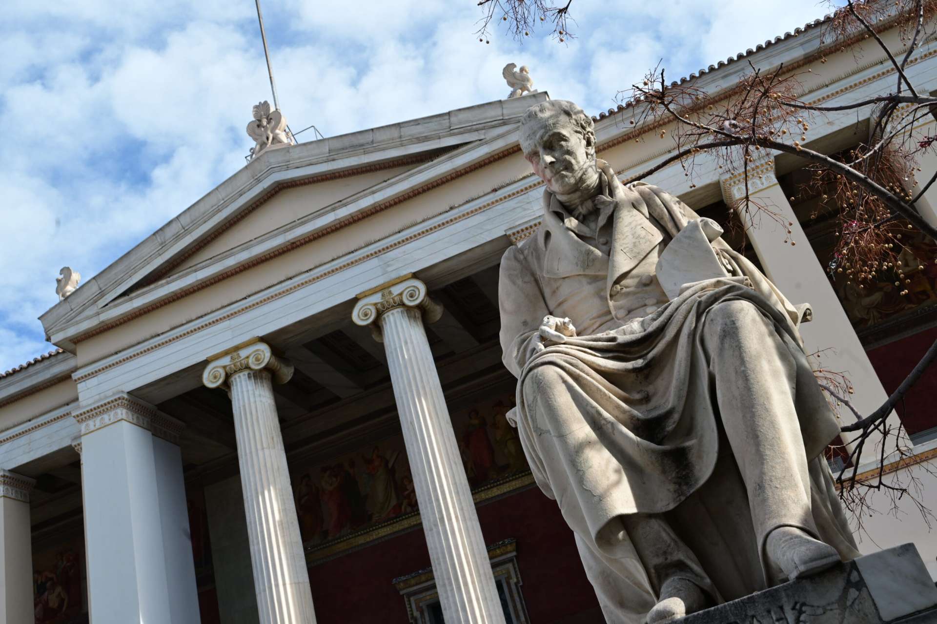 Αιώνιοι φοιτητές: Ξανά στο τραπέζι η διαγραφή τους – Τι ζητούν οι Πρυτάνεις, «αριθμητικά στοιχεία» ζητά ο Πιερρακάκης