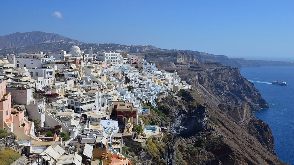 Καραστάθης: Η σεισμική ακολουθία εντείνεται στη Σαντορίνη, δεν αποκλιμακώνεται (βίντεο)