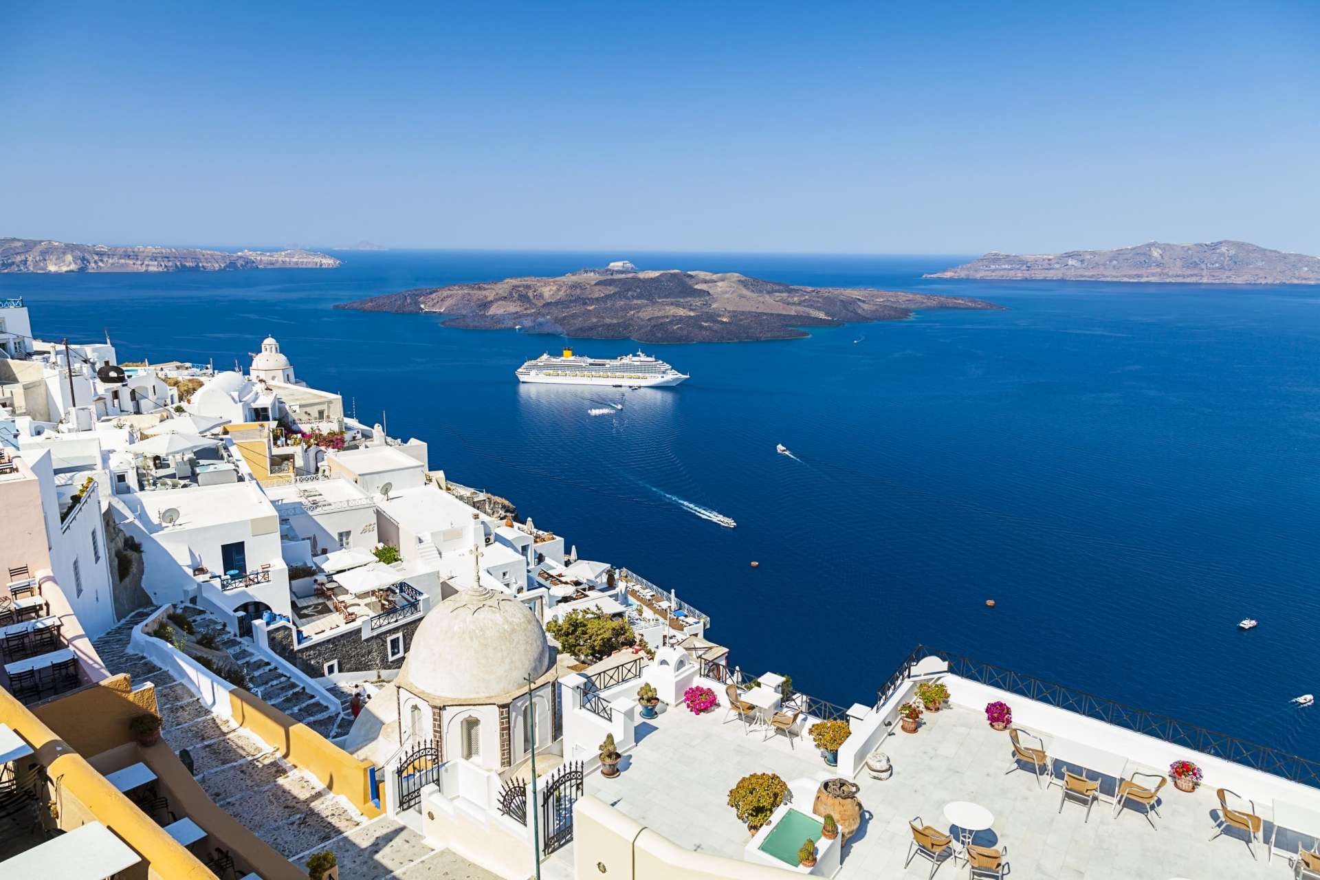 Όλα όσα πρέπει να ξέρουμε για τους σεισμούς στη Σαντορίνη – Η έκτακτη σύσκεψη και τα μέτρα που αποφασίστηκαν