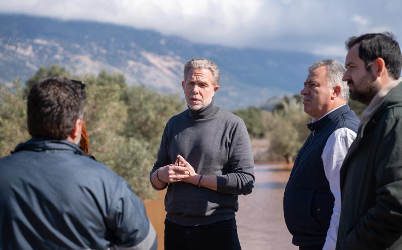 Περιοδεία Κλιμακίου ΠΑΣΟΚ με τον Παύλο Γερουλάνο στις πληγείσες περιοχές της Κεφαλονιάς