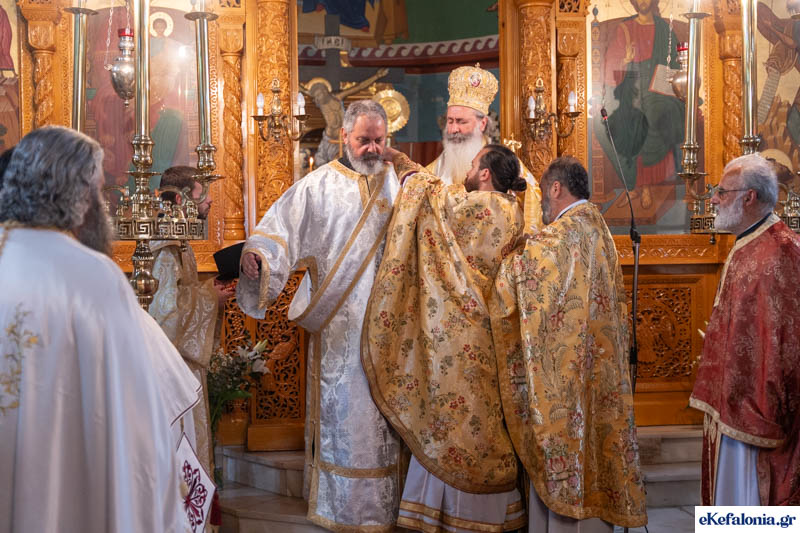 Ημέρα χαράς για τη Μητρόπολη Κεφαλληνίας: Χειροτονία νέου διακόνου στο Ληξούρι [εικόνες]