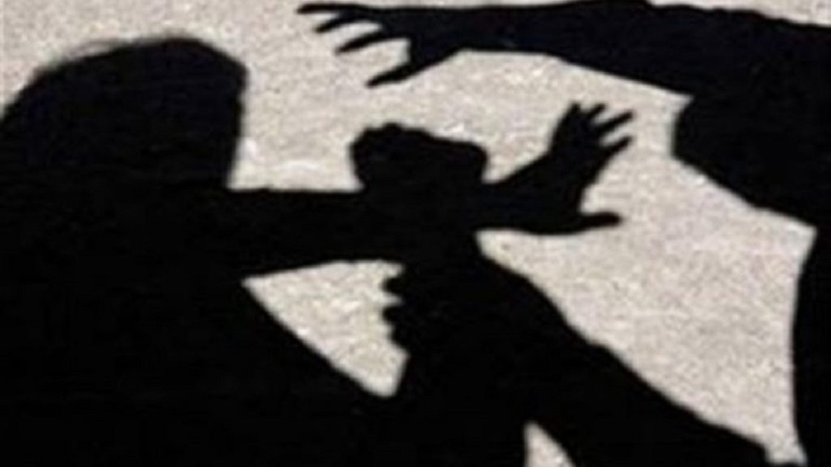 Ηράκλειο: Ήρθαν στα χέρια δύο νεαροί – Με σπασμένα δόντια στο νοσοκομείο 19χρονος