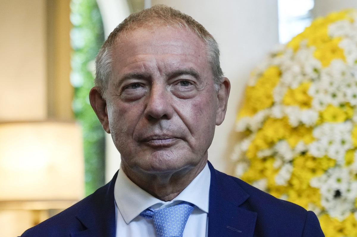 Ιταλία: Προετοιμάζει σχέδιο σύνδεσης των τομέων αυτοκινητοβιομηχανίας και άμυνας