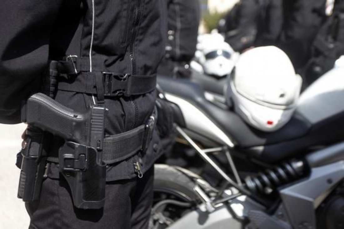 Σύλληψη 17χρονου για βίαιη επίθεση σε αστυνομικό στον Πύργο