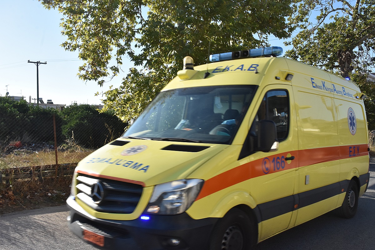 Τραυματισμός εργαζομένου κατά τη διάρκεια εργασιών σε πλοίο στο Πέραμα
