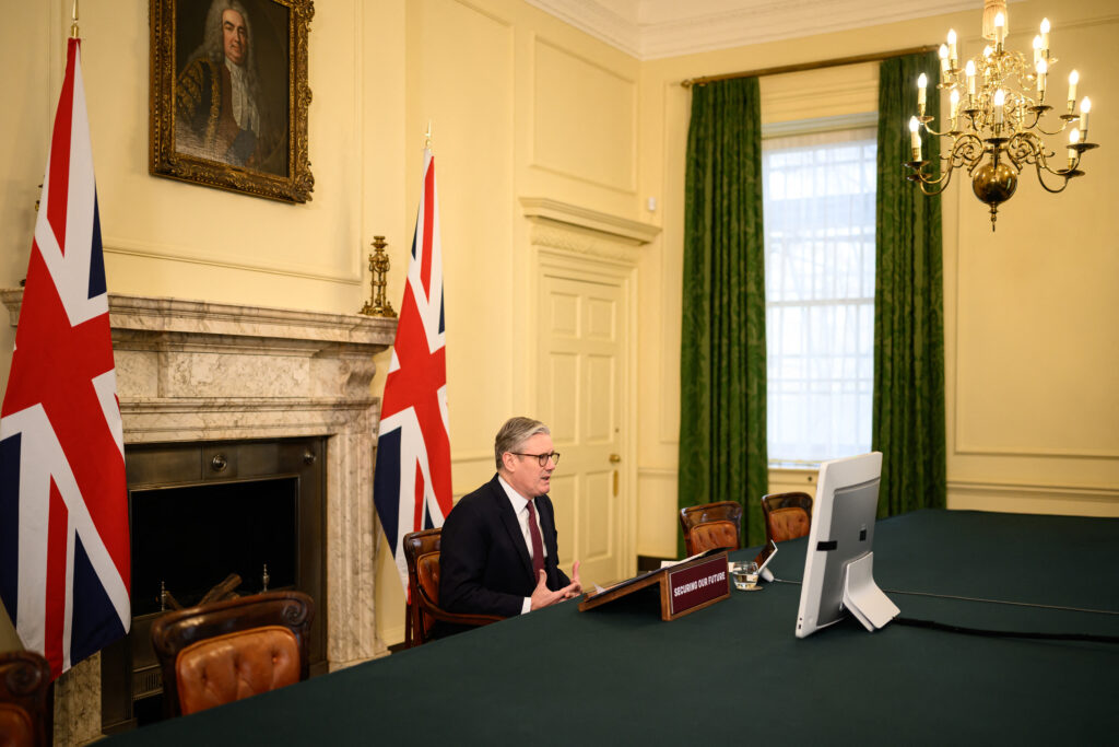 Βρετανία – Στάρμερ: «Αργά ή γρήγορα» ο Πούτιν πρέπει να καθίσει στο τραπέζι των διαπραγματεύσεων