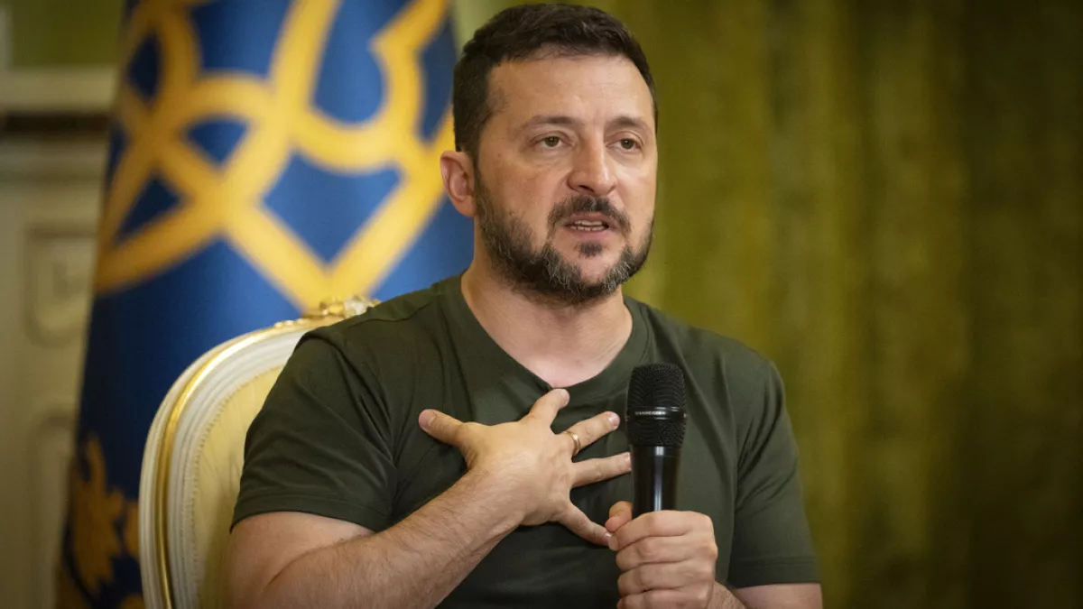 Για σχεδόν 3.000 παραβιάσεις της πασχαλινής κατάπαυσης του πυρός από τον ρωσικό στρατό κάνει λόγο ο Ζελένσκι