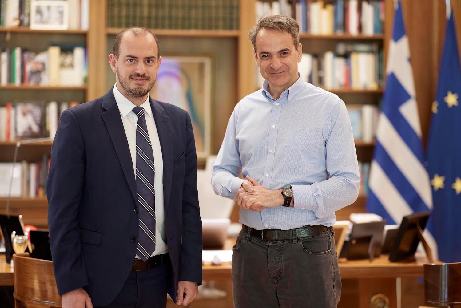 Γιώργος Κώτσηρας: Η νέα γενιά στο προσκήνιο της πολιτικής