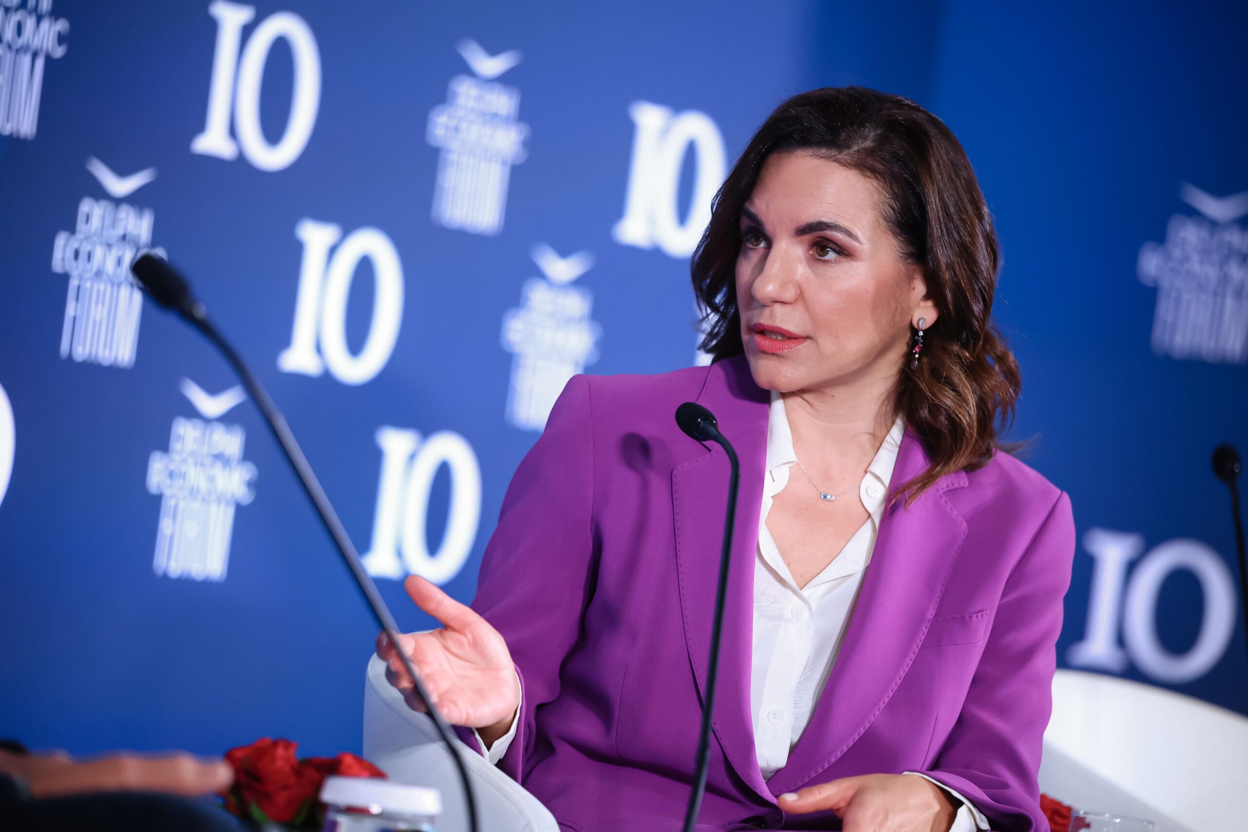 Η Υπουργός Τουρισμού στο 10ο Οικονομικό Φόρουμ των Δελφών