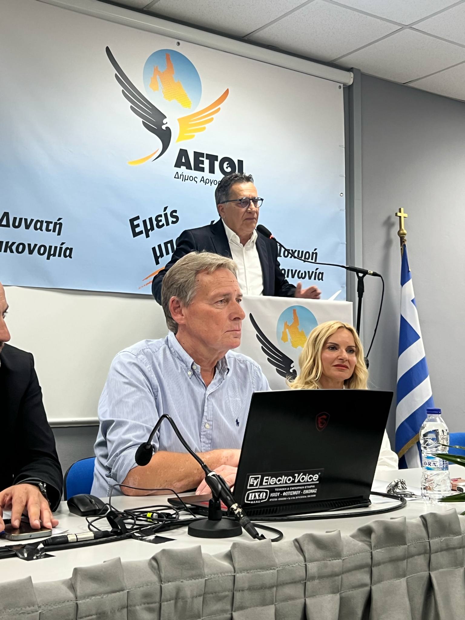Live στο EΚefalonia η Πολιτική Εκδήλωση του Διονύση Λυκούδη –Παρουσιάζει η Μαρία Μπεκατώρου