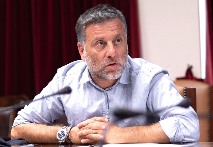 Σταύρος Τραυλός: «Η Πολιτεία πρέπει να κινηθεί με ευθύνη και σεβασμό…