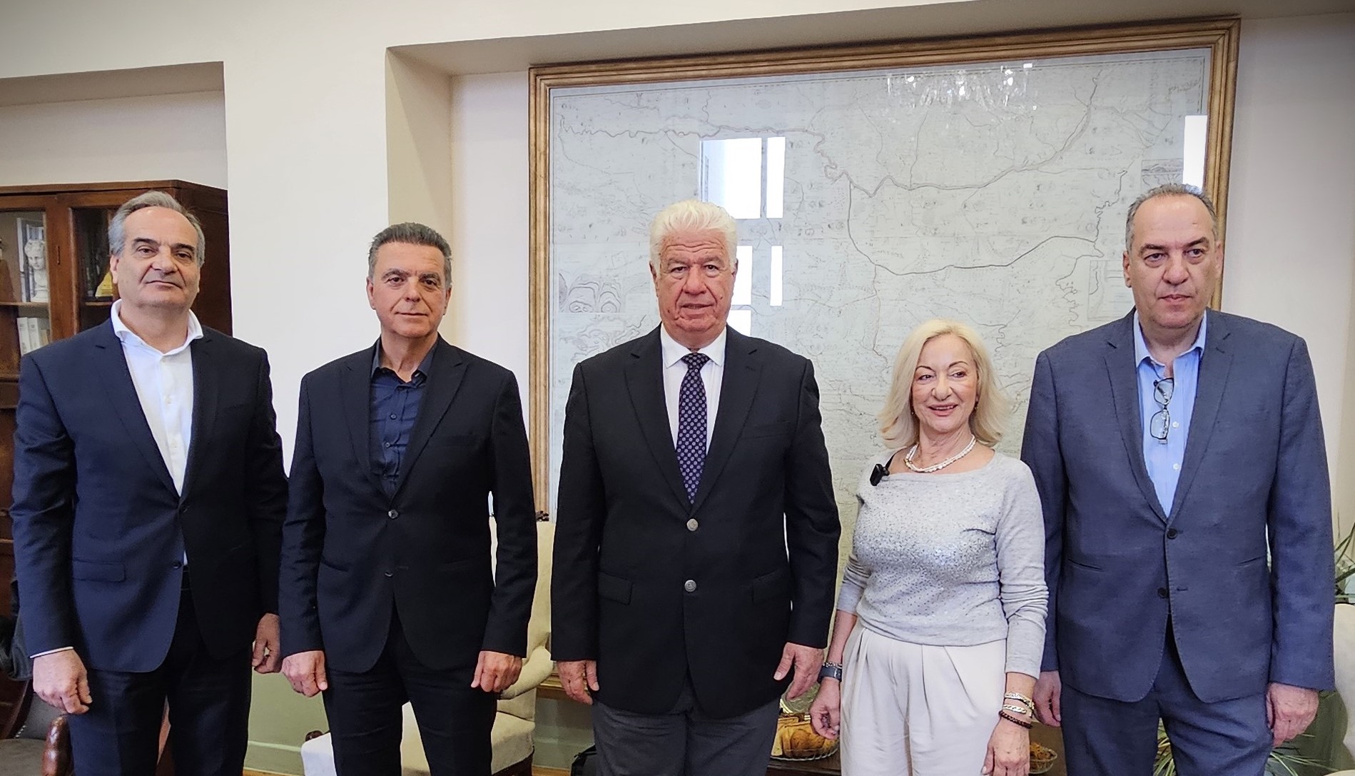 Συνάντηση Περιφερειάρχη Γιάννη Τρεπεκλή με τους Προέδρους των Επιμελητηρίων
