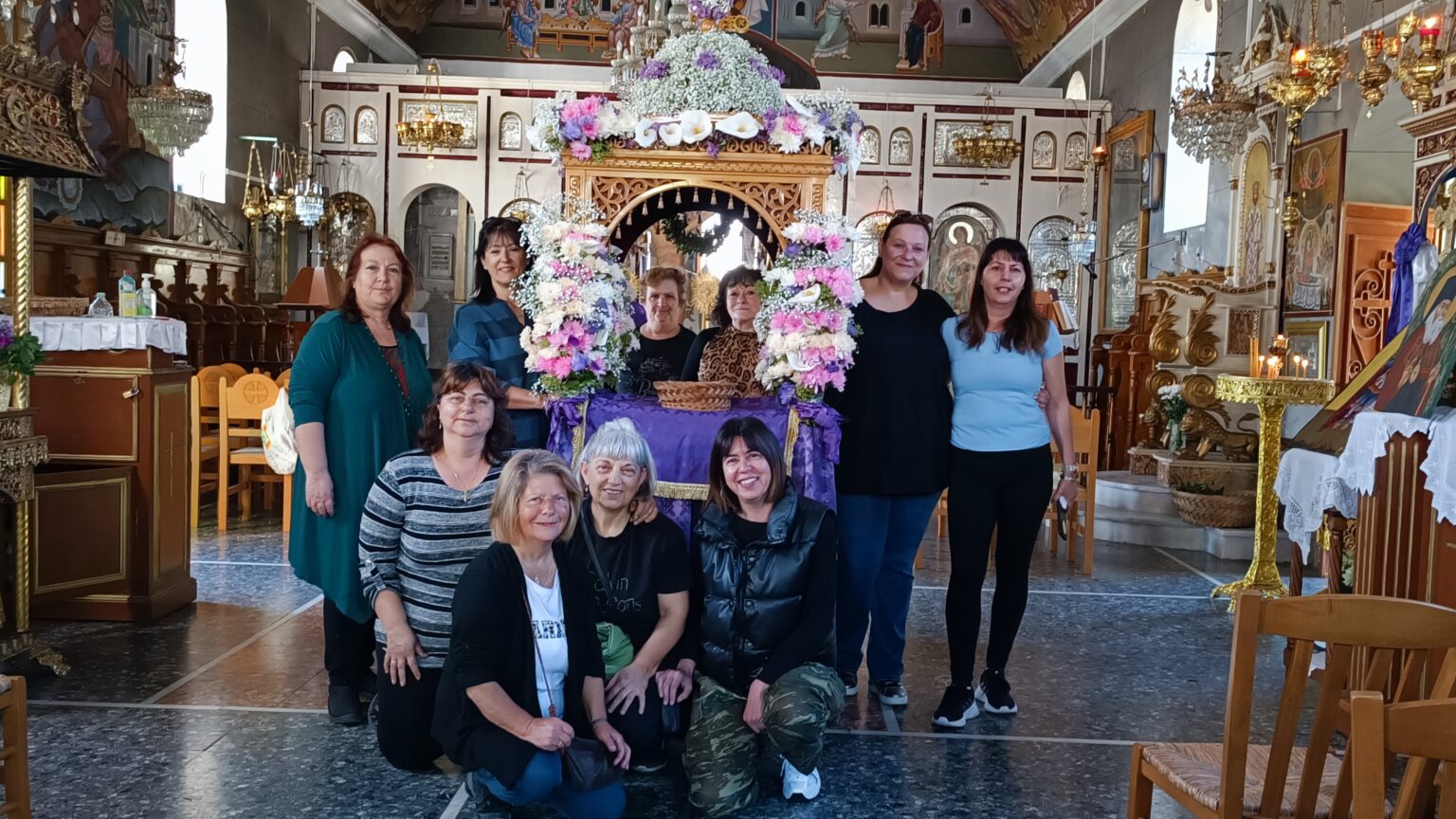 Υπέροχος και φέτος ο επιτάφιος στον Άγιο Παντελεήμονα Πουλάτων [εικόνες]