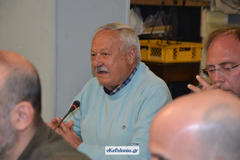 Μάκης Βασιλάτος: Οικισμοί κάτω των 2