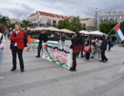 Να σταματήσει τώρα η σφαγή του Παλαιστινιακού Λαού.