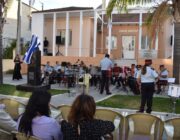 Τα αποκαλυπτήρια της προτομής του Μίκη Θεοδωράκη
