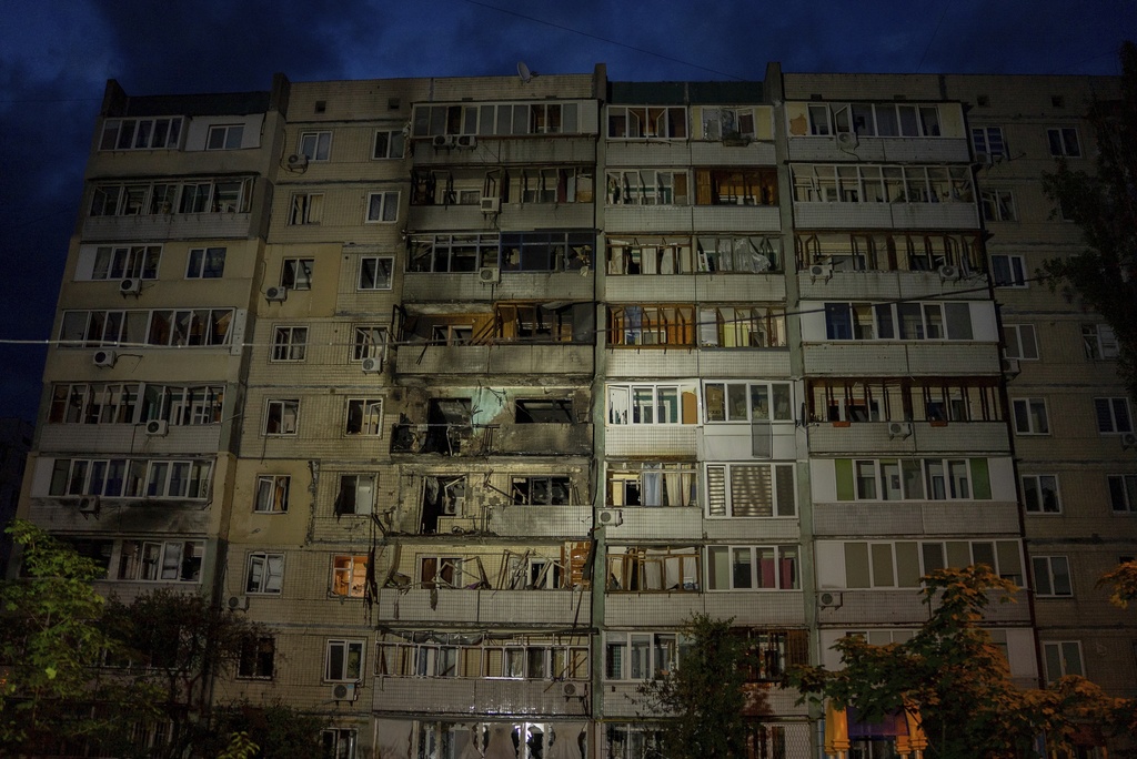 Τουλάχιστον 14 τραυματίες από «μαζικό» ρωσικό βομβαρδισμό στο Κίεβο – Η Μόσχα εκτόξευσε 14 βαλλιστικούς πυραύλους και 250 Drones