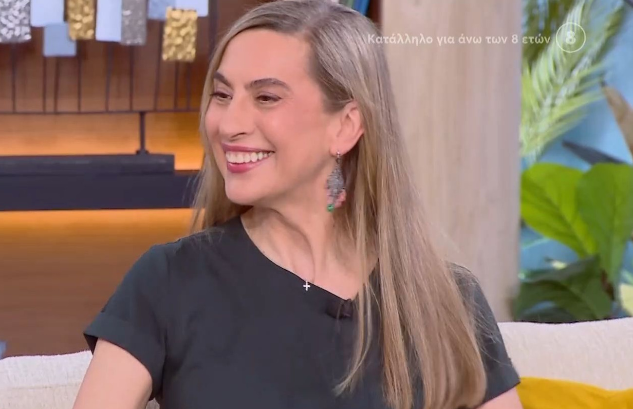 Βίκυ Βολιώτη: «Δεν μπορώ να πάρω το πρώτο πτυχίο γιατί έχω διαγραφεί, το μετανιώνω οικτρά, είναι καταπληκτική σχολή»