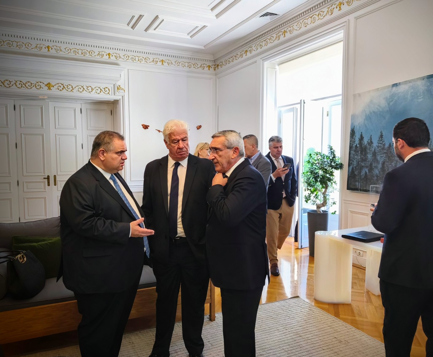 ΣΥΝΑΝΤΗΣΗ ΠΕΡΙΦΕΡΕΙΑΡΧΗ ΙΟΝΙΩΝ ΝΗΣΩΝ ΜΕ ΠΡΩΘΥΠΟΥΡΓΟ – 30.05.25