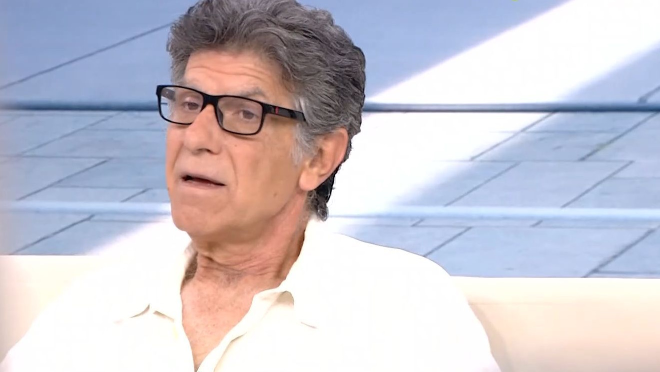Γιάννης Μπέζος: «Αρνήθηκα για οικονομικούς λόγους, θεώρησα αστείο να δουλέψω με αυτές τις αποδοχές»