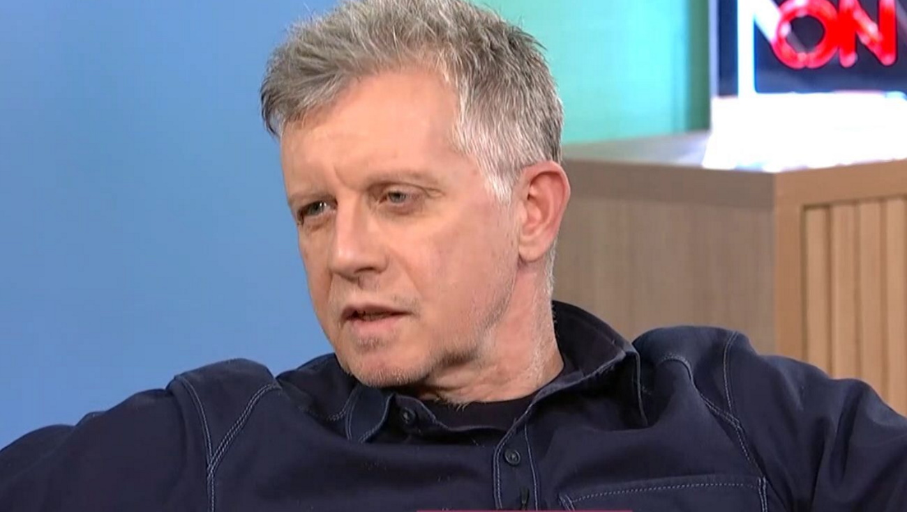 Γιάννης Σαββιδάκης: «Πήρα τη δουλειά αλλά δεν είχα άδεια εργασίας ούτε προλάβαιναν να μου βγάλουν»
