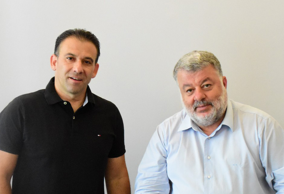 Ο Θεόφιλος Μιχαλάτος καλοσωρίζει τον Γεράσιμο Γασπαρινάτο