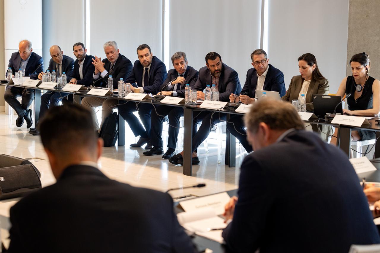 Συνάντηση ΣΕΤΕ και Εκπροσώπων Κλαδικών Ενώσεων Μελών ΣΕΤΕ με τον Ευρωπαίο Επίτροπο Βιώσιμων Μεταφορών και Τουρισμού,  Απόστολο Τζιτζικώστα