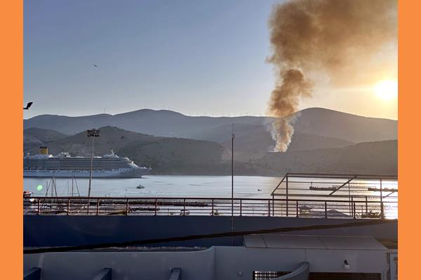 Το τοξικό αυτό νέφος είναι απολύτως επιβλαβές και επιζήμιο για την δημόσια υγεία!