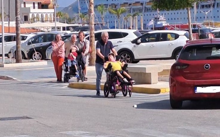 Τριτοκοσμικές καταστάσεις επικρατούν έξω από το κρουαζιερόπλοιο