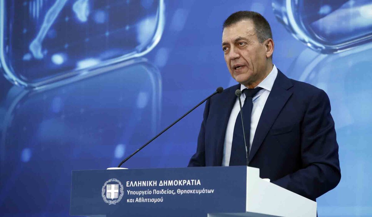 Βρούτσης: Διακόπτεται το πρωτάθλημα αν δεν έρθουν στη συνάντηση Γιαννακόπουλος και Αγγελόπουλοι