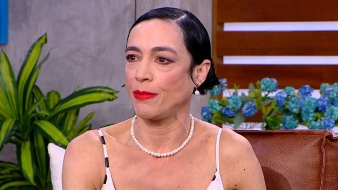 Έλενα Τοπαλίδου: «Ήμουν αυτοκαταστροφική, είχα πάντα την αίσθηση της τιμωρίας του εαυτού μου»