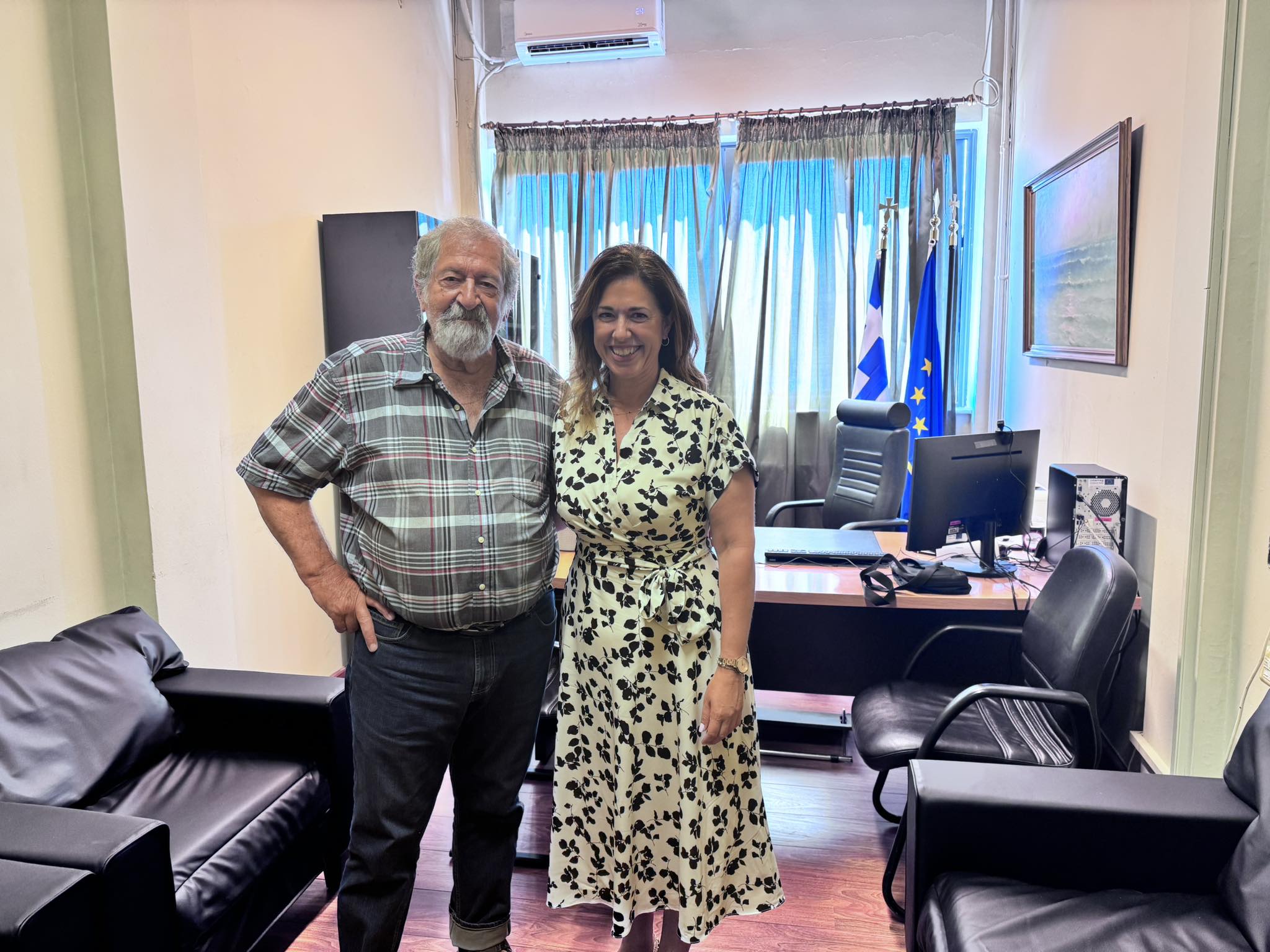 Η Ελένη Παπαναστασάτου χτίζει γέφυρες με την Ομογένεια  Συνάντηση με τον Απόστολο Αγγούρια