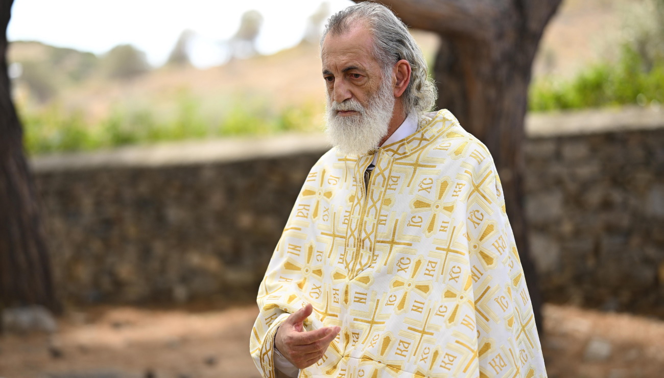 Μιχάλης Αεράκης: «Ο πατέρας και η μάνα μου δεν ήξεραν οι κακόμοιροι τι πάει να πει τρυφερότητα»