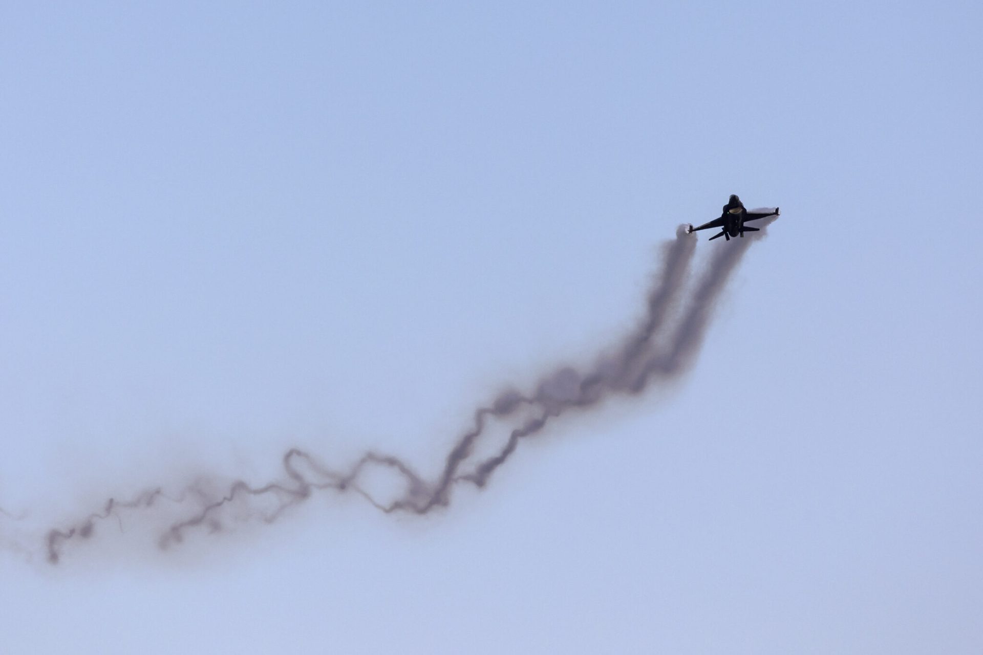Ταϊλάνδη: F-16 έπληξε στόχους στην Καμπότζη εν μέσω μεθοριακής έντασης