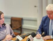 ΥΠΟΓΡΑΦΗ ΣΥΜΒΑΣΗΣ ΓΙΑ ΕΡΓΑ ΑΘΛΗΤΙΚΩΝ ΥΠΟΔΟΜΩΝ ΣΤΗΝ Π.Ε