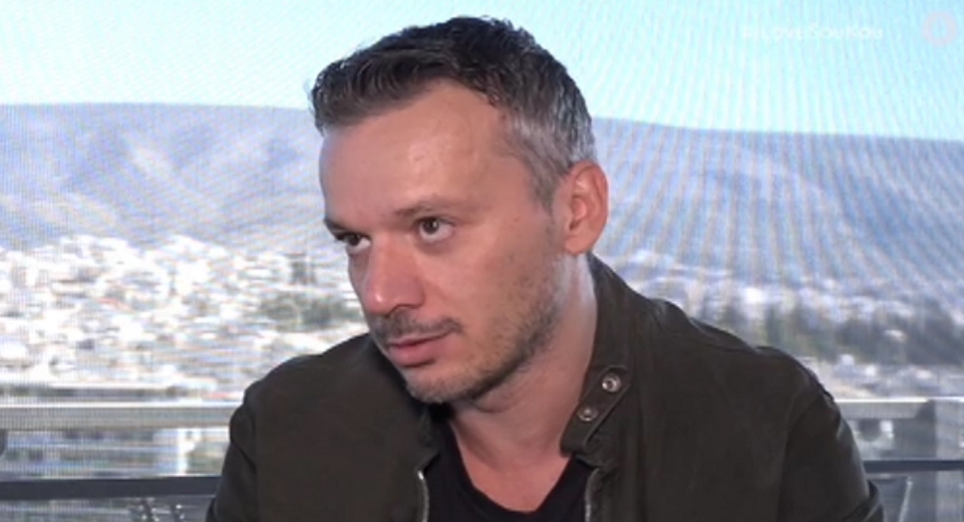 Γιώργος Νανούρης: «Όσοι δουλεύουμε στο θέατρο είμαστε τυχεροί κι ευλογημένοι, παρά την ανασφάλεια που ζούμε»
