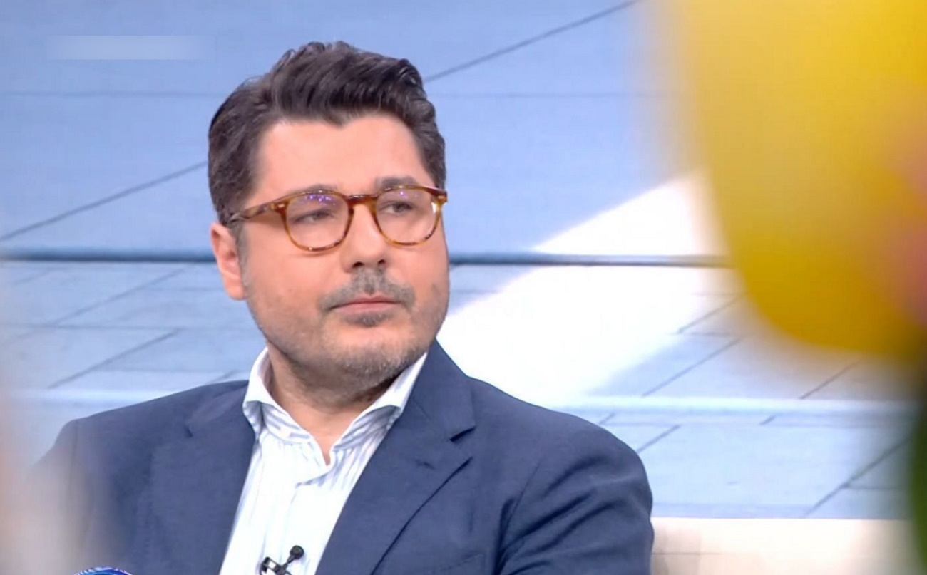 Λάμπρος Κωνσταντάρας: Από το «Καλοκαιρινό Ραντεβού» στις ξέγνοιαστες στιγμές στην Κέρκυρα