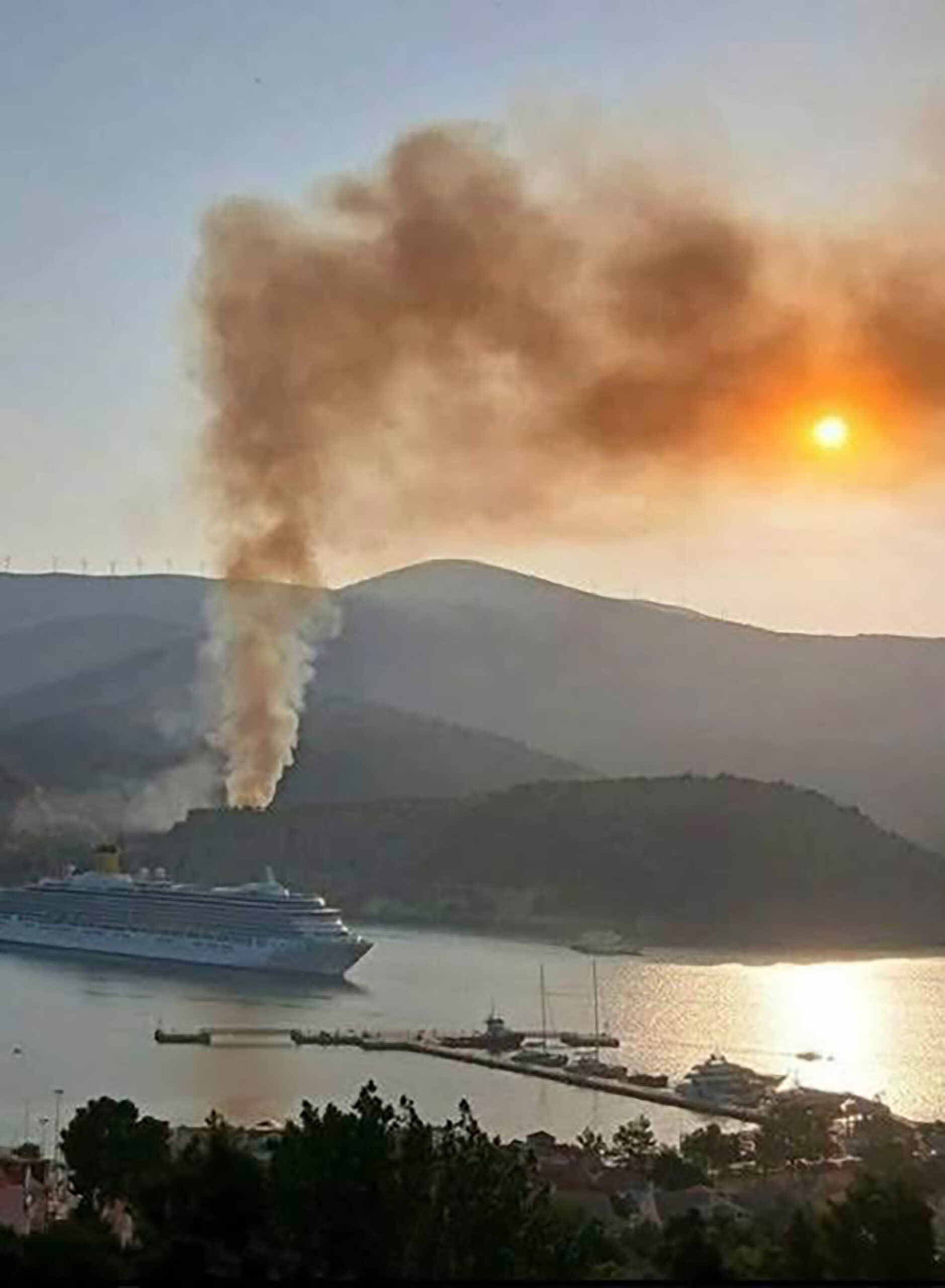 Απροστάτευτος τρεις μήνες ο λαός του Αργοστολίου από τα τοξικά αέρια στη Χωματερή της Λαγκάδας