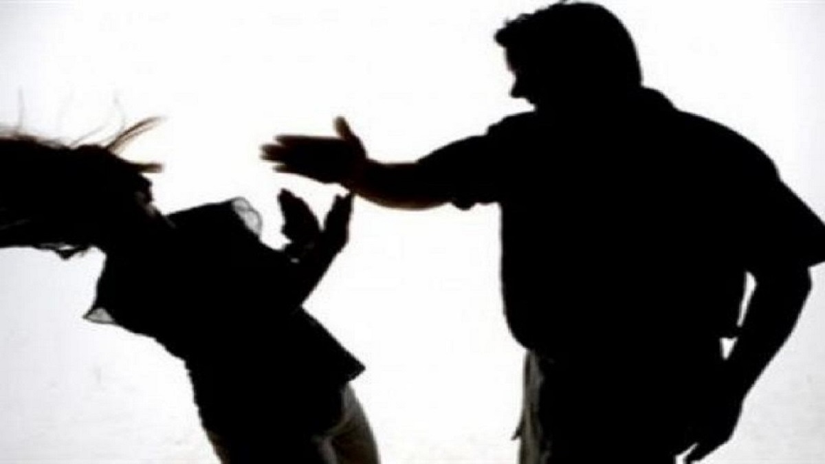 Ισπανία: Διαμάχη μετά τις βλάβες σε ηλεκτρονικά βραχιολάκια που φορούν βίαιοι πρώην σύντροφοι