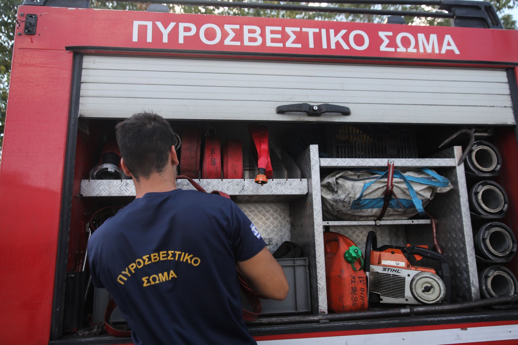 Λέσβος: Φωτιά αναστάτωσε τα ξημερώματα την Ερεσό – Έφτασε 200 μέτρα από το χωριό και ήχησε το «112»