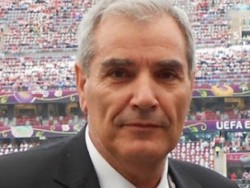 Βαγγέλης Μαζαράκης: Τζάμπα πανηγυρίζουν Βρούτσης Καππάτος για τα δωρεάν εισιτήρια!