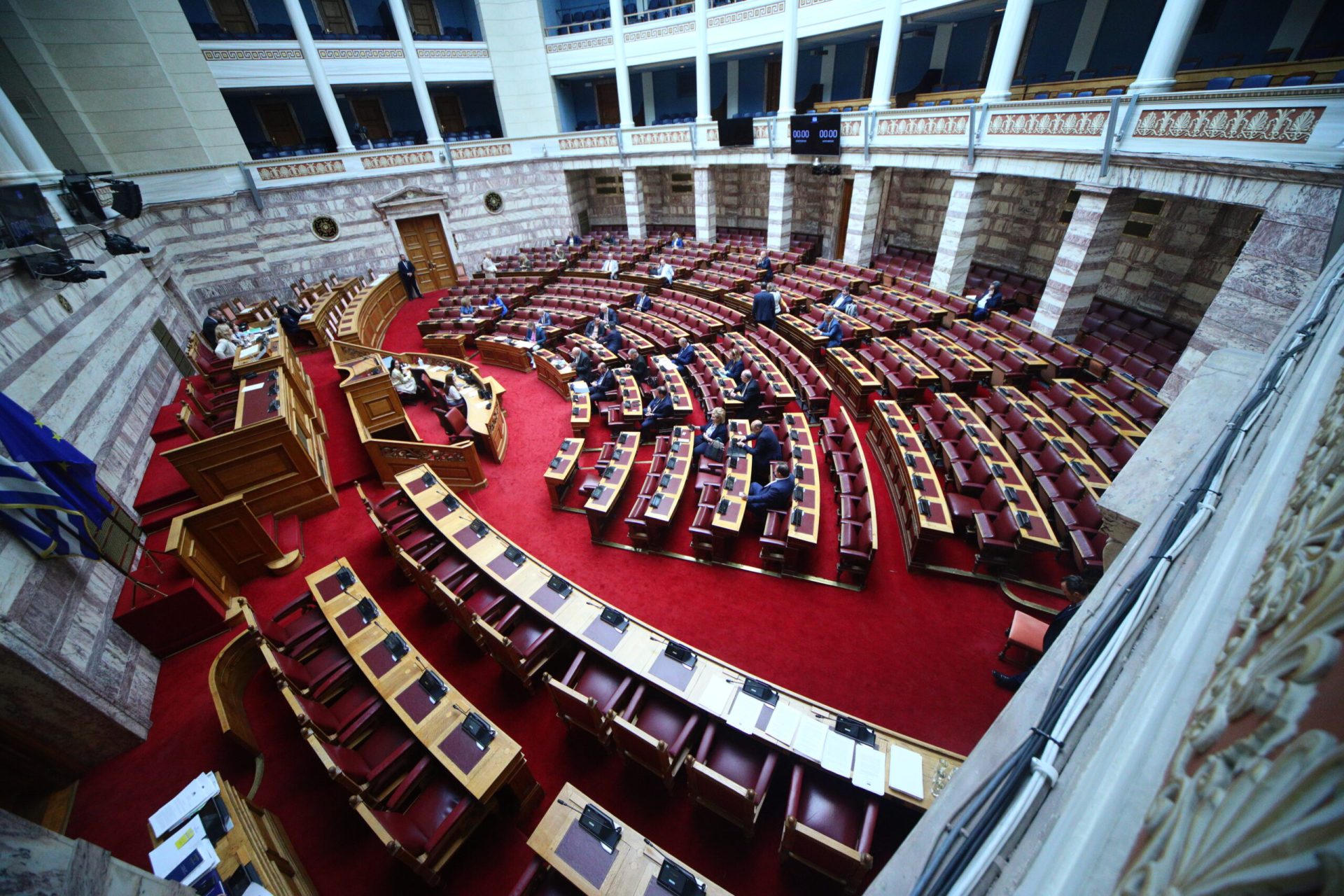 Αρχίζει σήμερα στη Βουλή η συζήτηση του νομοσχεδίου του υπουργείου Εργασίας