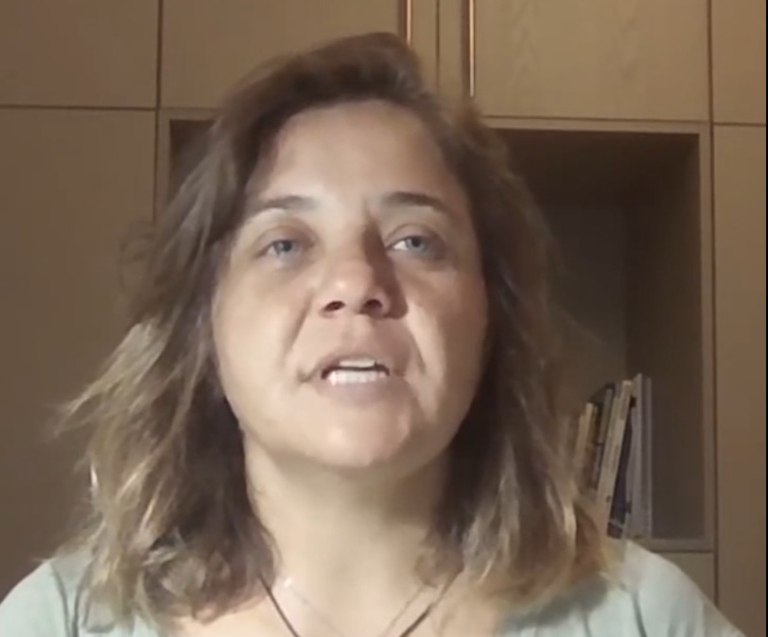 Η Μαρία Δίπλα στους 27 Ελληνες που γύρισαν από το Ισραήλ