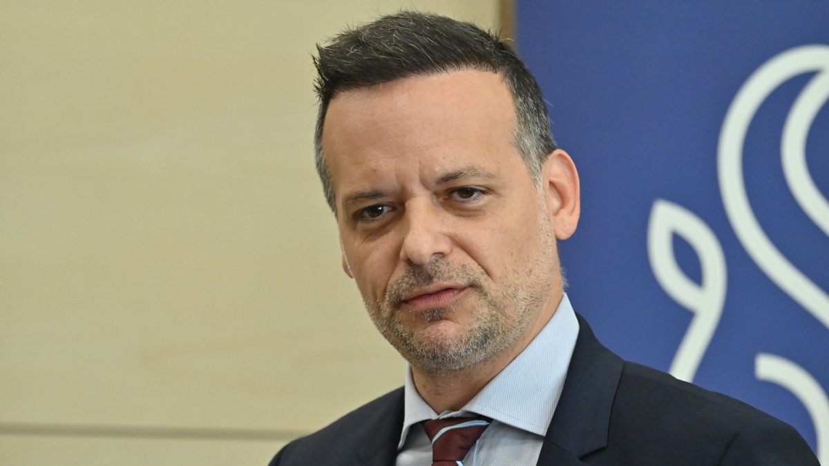 Στα δικαστήρια ο Δήμος Αθηναίων για την ανάθεση καθαριότητας του Αγνώστου Στρατιώτη σε ιδιώτη