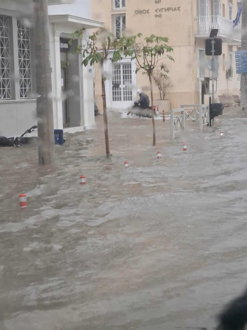 Στο πνιγμενο Αργοστόλι του Νοέμβριου 2025 [εικόνες]