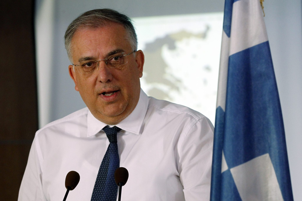 Θεοδωρικάκος: Παράταση ενός έτους στο πλαφόν 3% για τα εμπορικά ενοίκια