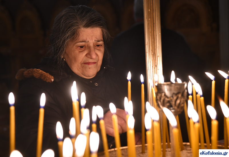 Αφιέρωμα στον εορτασμό των Χριστουγέννων στην Κεφαλονιά από τα Κατηχητικά του Αγίου Νείλου Πειραιώς